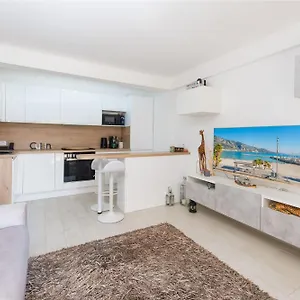  Appartement Carnoles Pres Des Plages